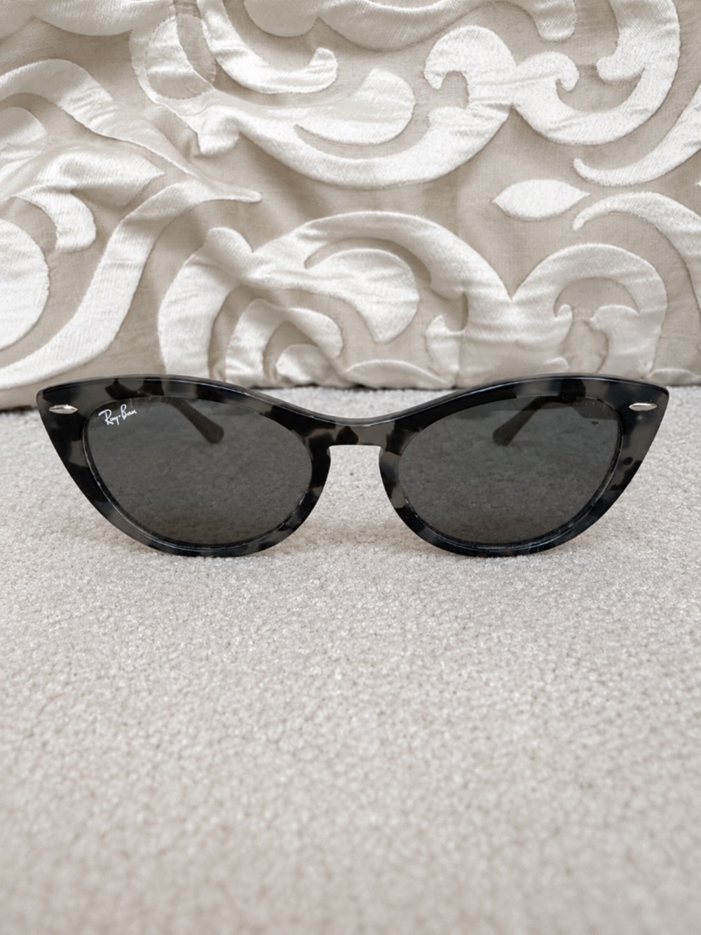 Ray-Ban Black Tortoise Cat Eye Sunglasses